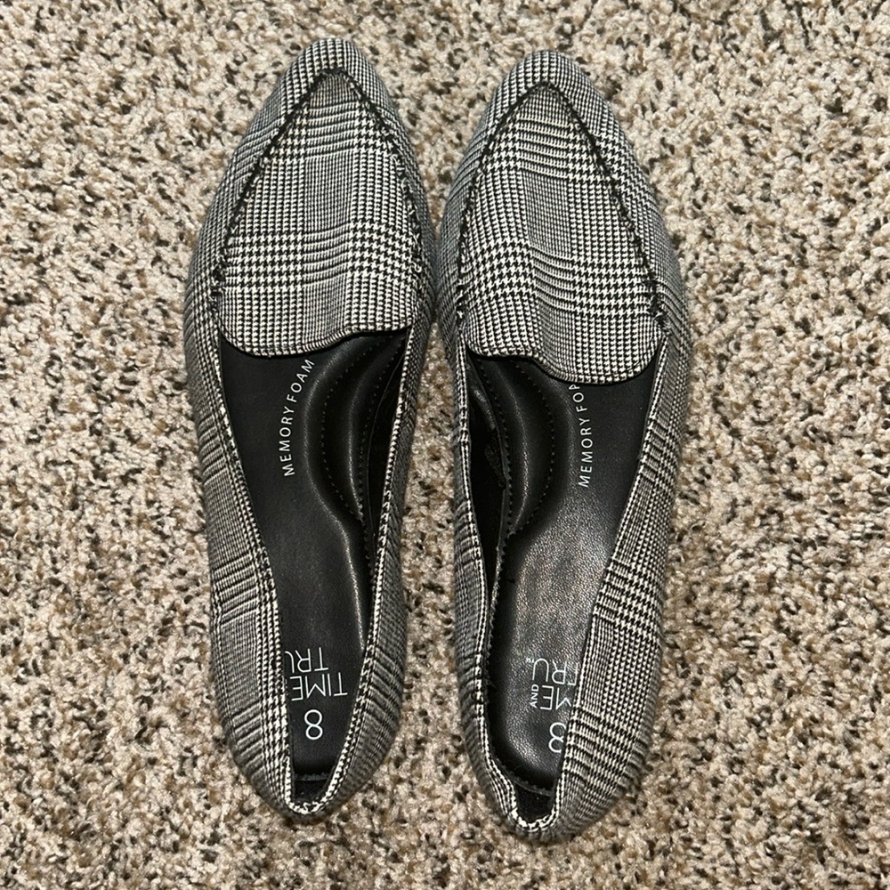Time and Tru size 8 women’s flats